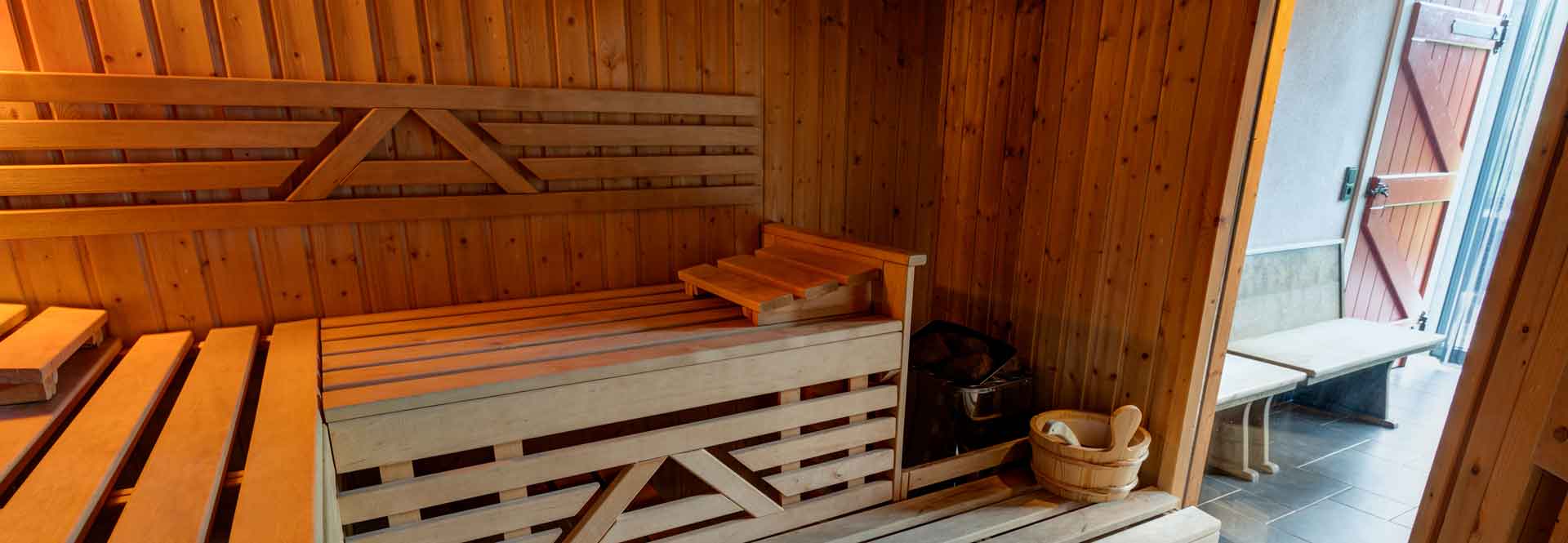 de ultieme wellness-belevening met sauna, jacuzzi en relax-ruimte